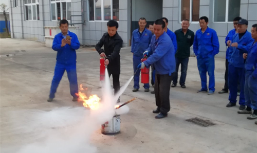 江海環(huán)保組織開展消防安全演練 嚴(yán)把防火安全關(guān) 江海環(huán)保組織開展消防安全演練 嚴(yán)把防火安全關(guān)